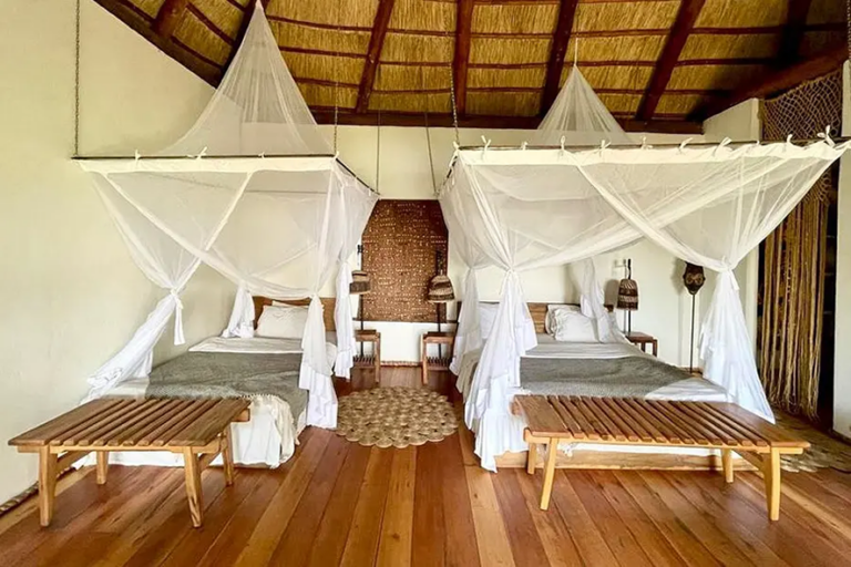 Papaya Lake Lodge